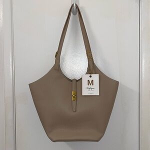 NWT MIZTIQUE Isabelle 2 in 1 Scoop Neck Tote in Oat Taupe